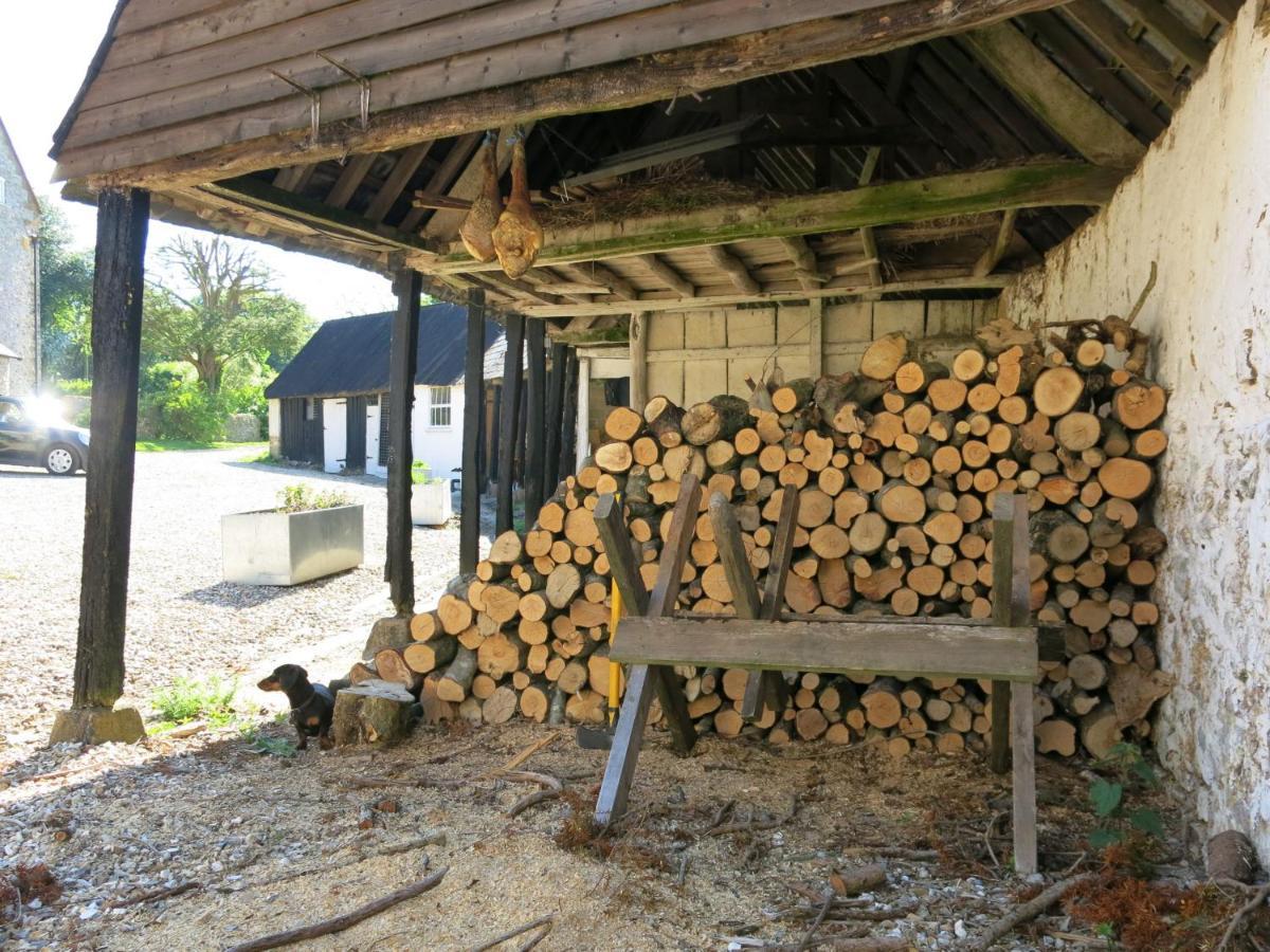 Вилла Meadow Barn Аксминстер Экстерьер фото